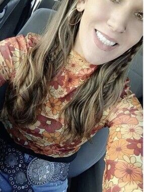 Meet your Posher, Marissa
